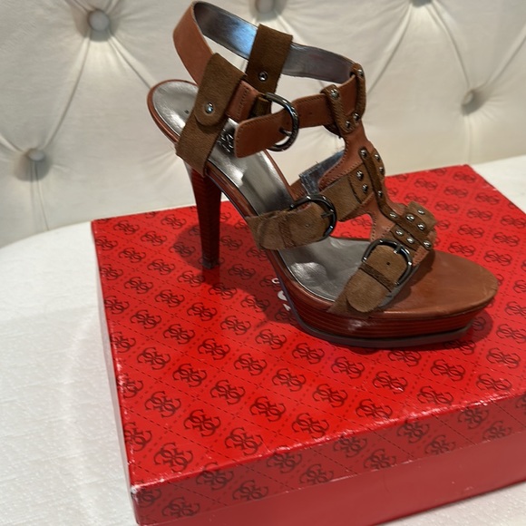 Guess platforms - Picture 7 of 7